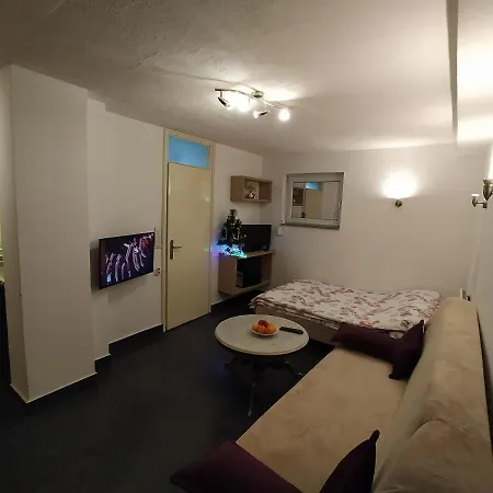 Stan Na Dan Pale-centar, +38765872491 Jahorina 12km شقة *
